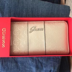 Guess wallet